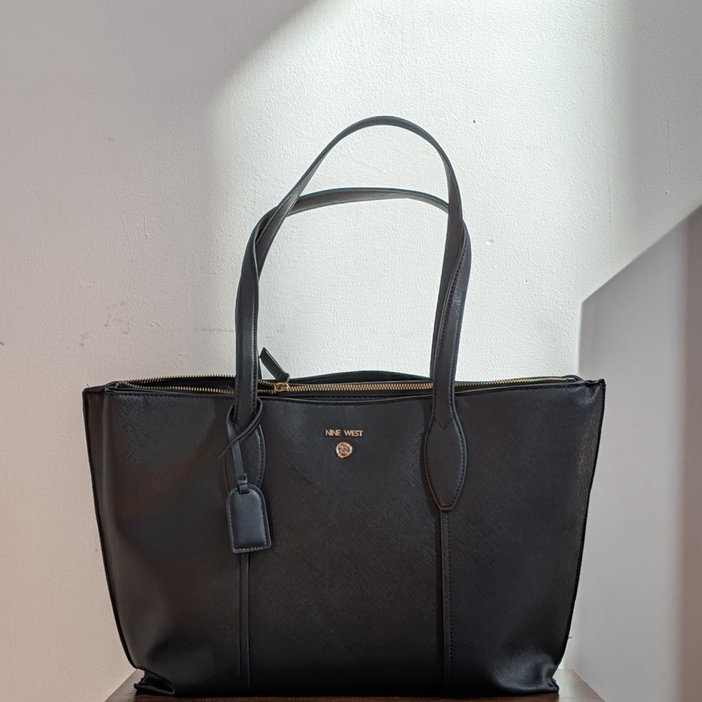 Nine West Elegant Black Tote